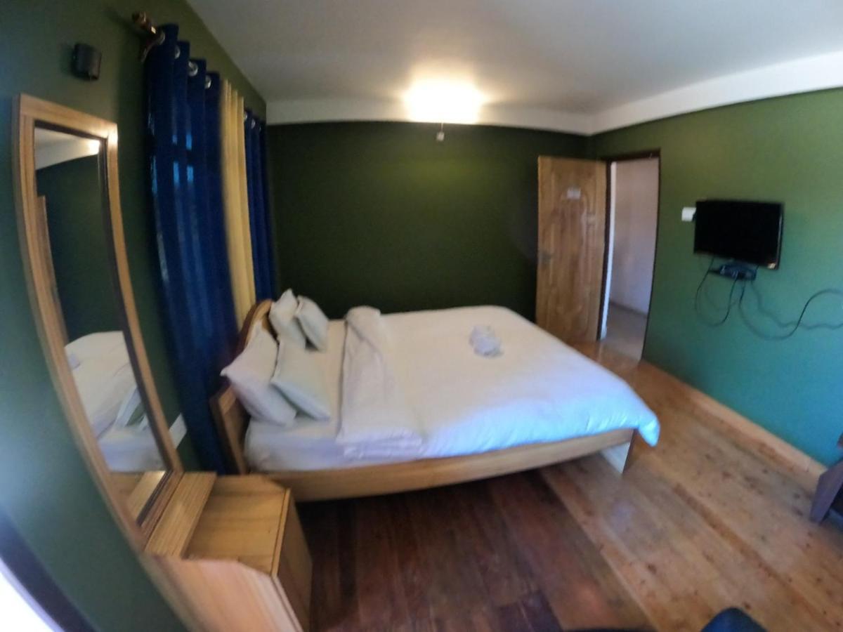 Aurora Guest House Shillong Dış mekan fotoğraf