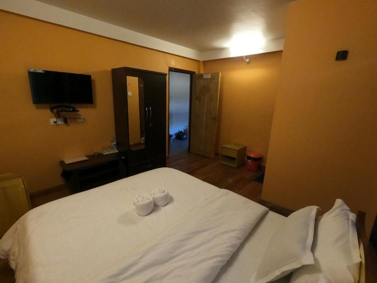 Aurora Guest House Shillong Dış mekan fotoğraf