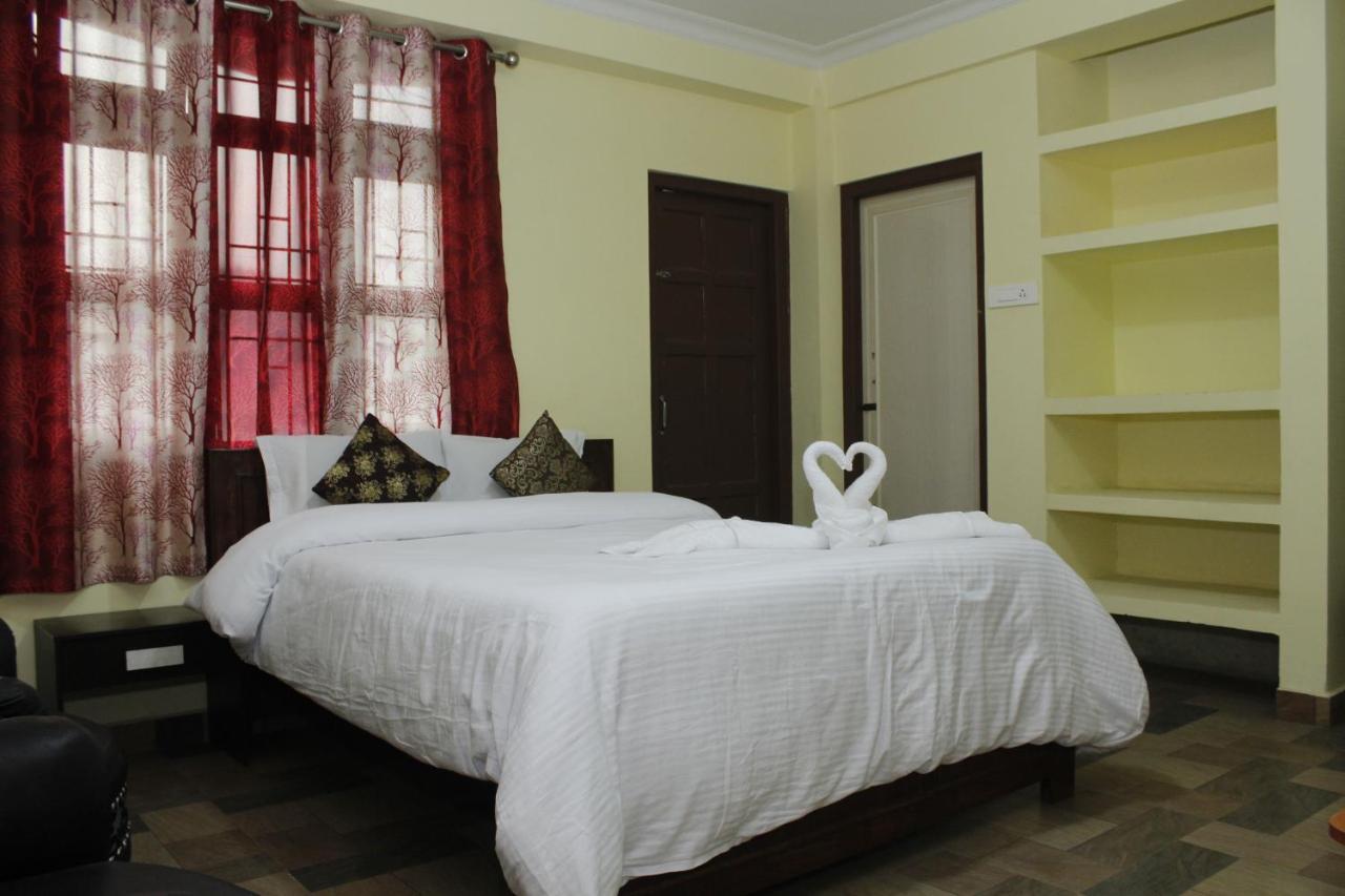 Aurora Guest House Shillong Dış mekan fotoğraf