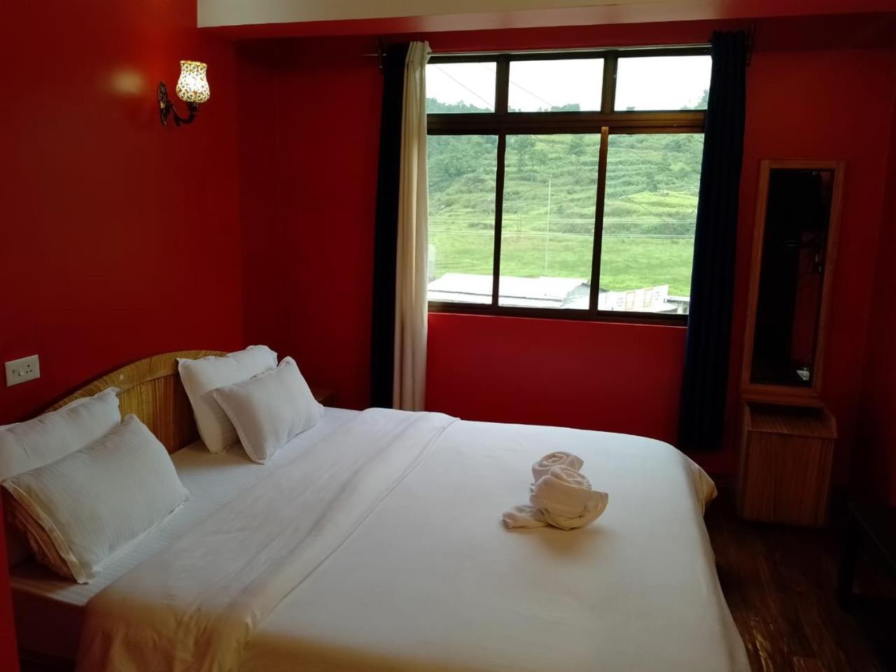 Aurora Guest House Shillong Dış mekan fotoğraf